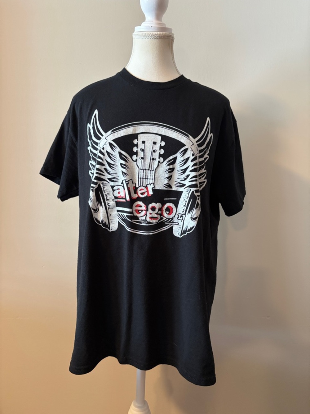 Gildan Black Dryblend Crewneck Alter Ego Graphic Short Sleeve Tee. Size Medium